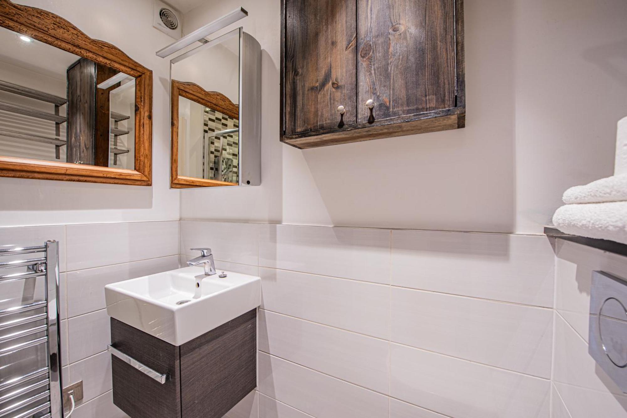 Stylish 1-Bed Flat In Soho - Prime Central London Bagian luar foto